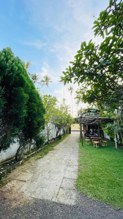 The Soul Inn Kabalana Ahangama Exterior photo