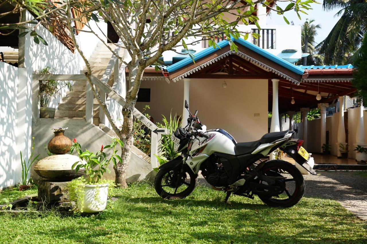 The Soul Inn Kabalana Ahangama Exterior photo